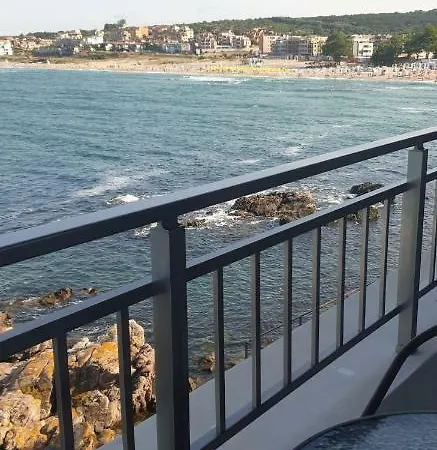 Harmony 招待所 3*