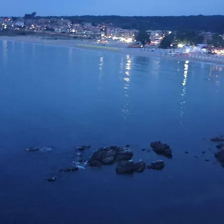 Harmony 招待所 3*